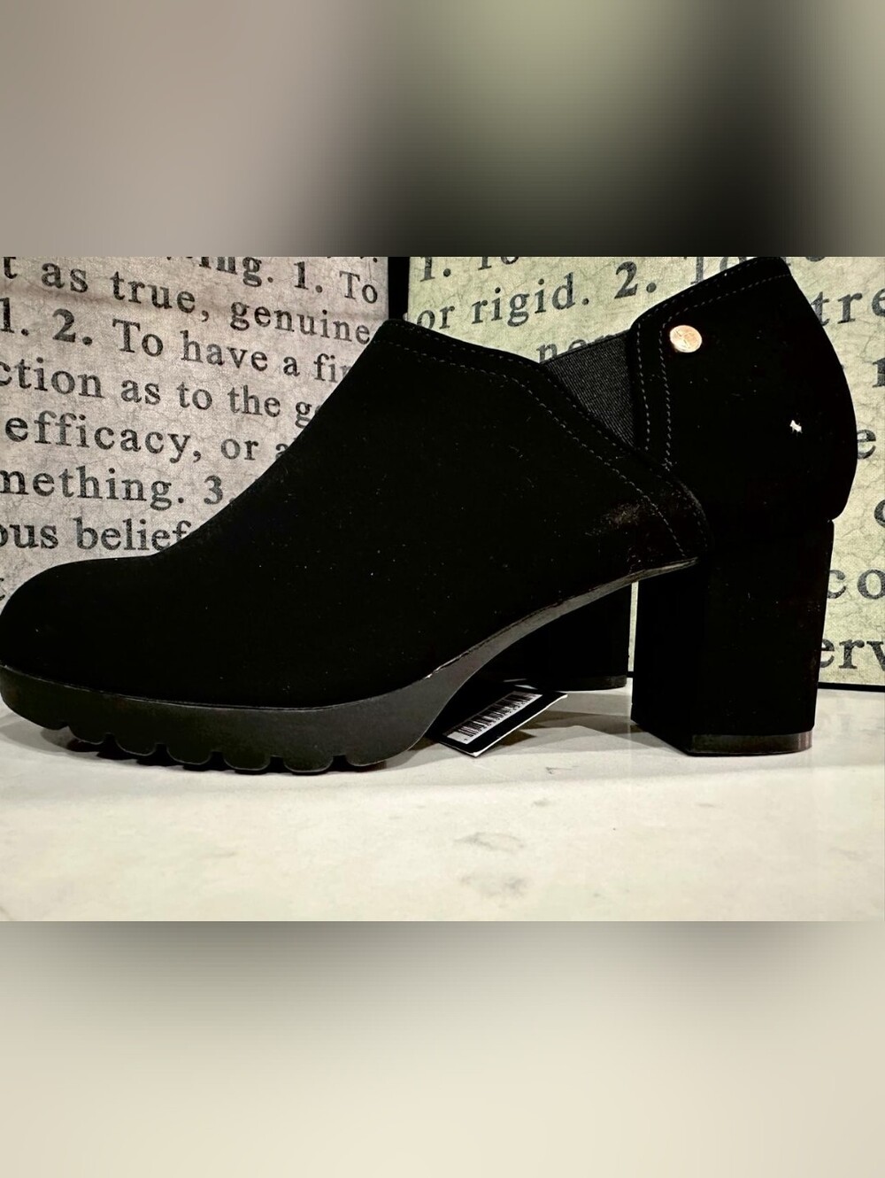 NWT London Fog Black Slip-On Block Heel Clog